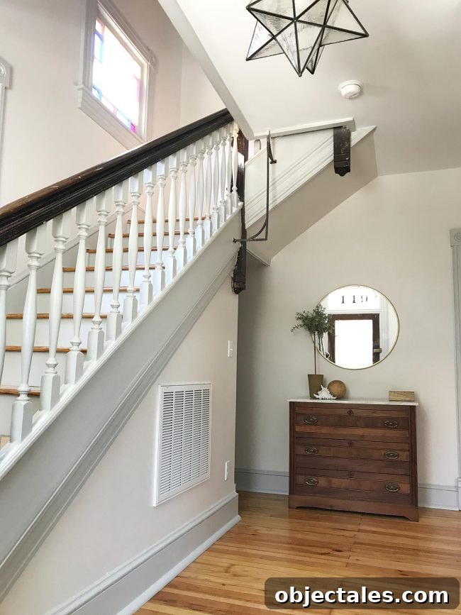 Furnished Beach House: Tour the Coastal Interior 5 Entryway mirror