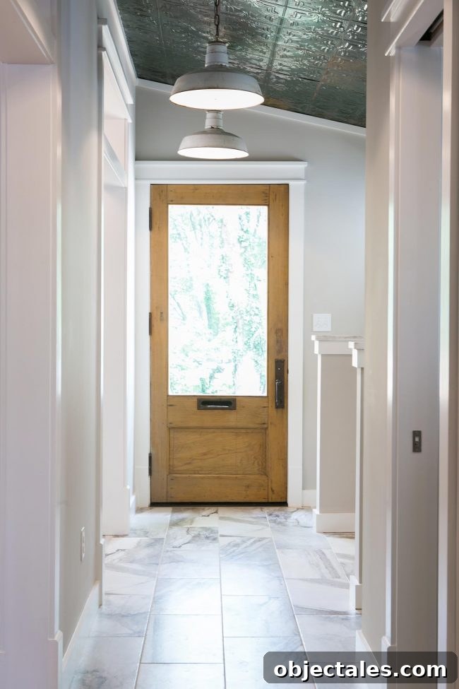 Old House Makeover: Stunning Before-and-After Renovation Reveal 9 img 84735 13