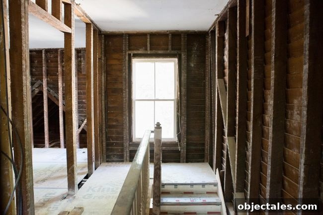 Old House Makeover: Stunning Before-and-After Renovation Reveal 10 img 84735 14