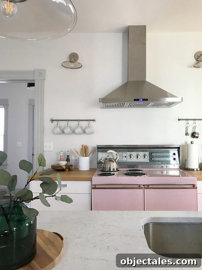 Kitchen details and pink stove