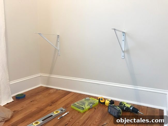 DIY Floating Desk with Built-In Shelves for Office Nook 6 img 87599 6