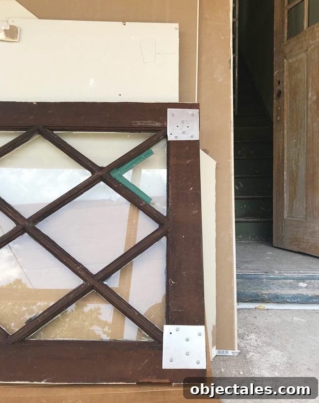 Second diamond door with corner plates
