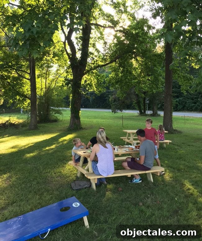 dining outside at the cape charles brewing company