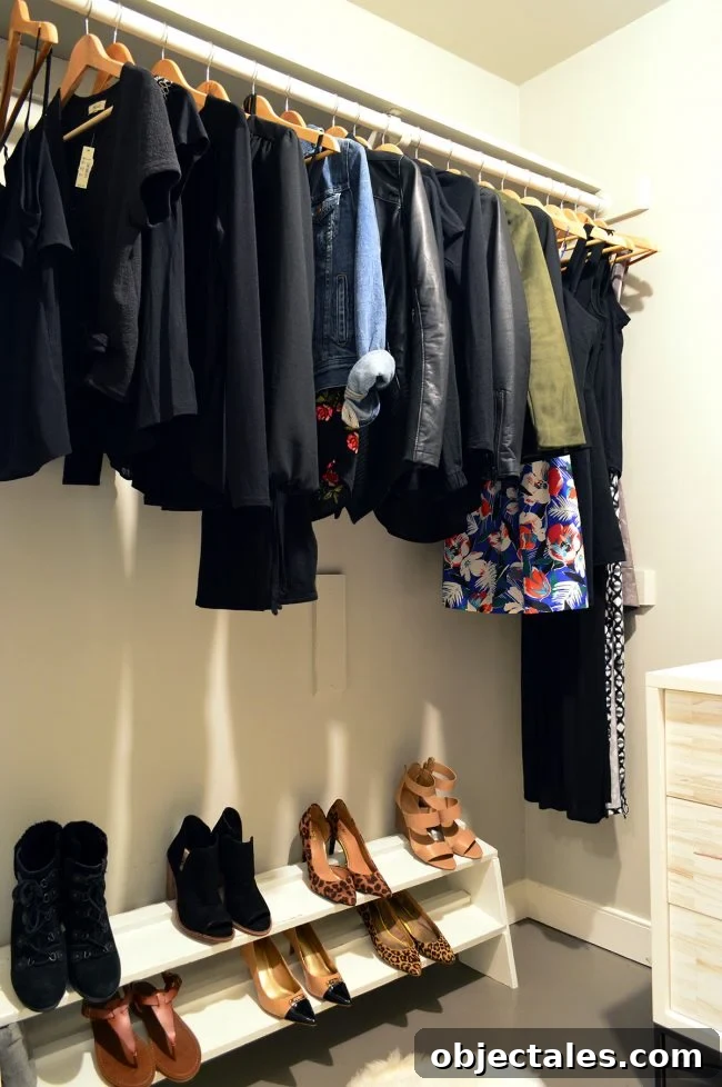 Minimal Wardrobe: How I Simplified My Closet 9 img 88292 12