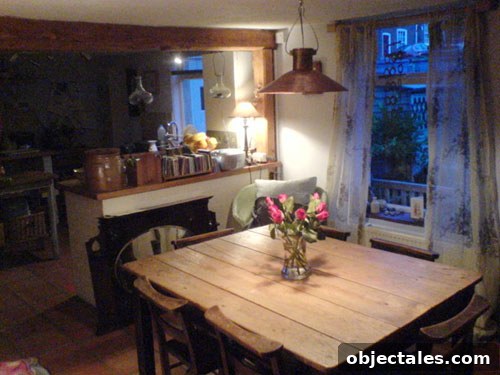 dining-room-charming-country-cottage