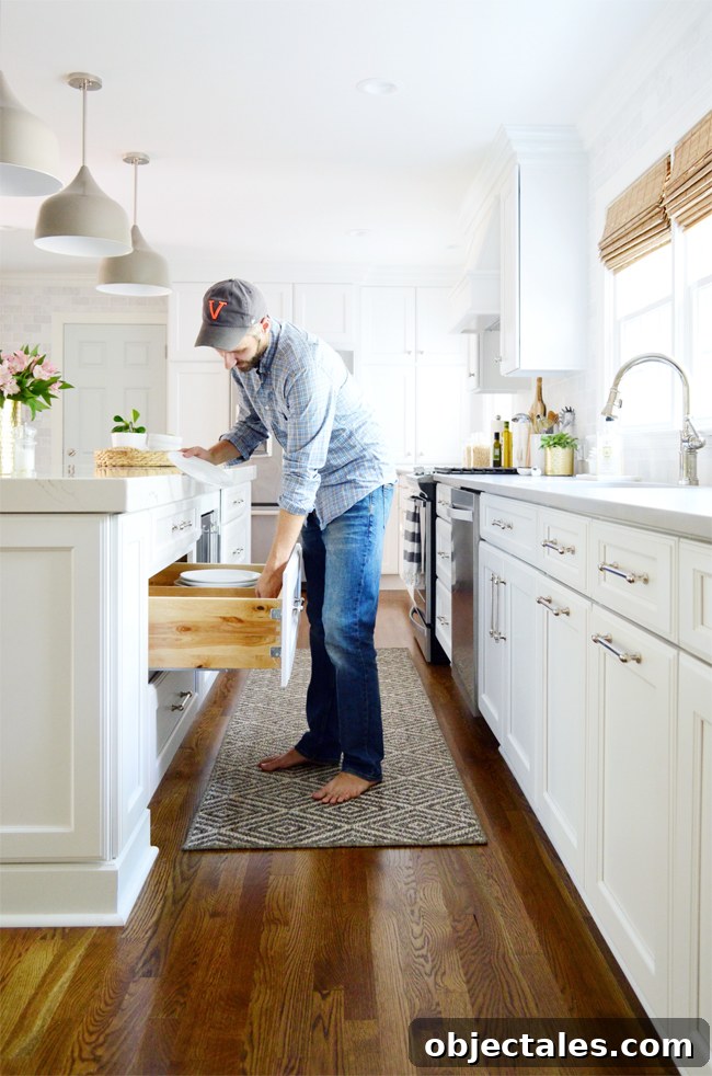 Kitchen drawer organization