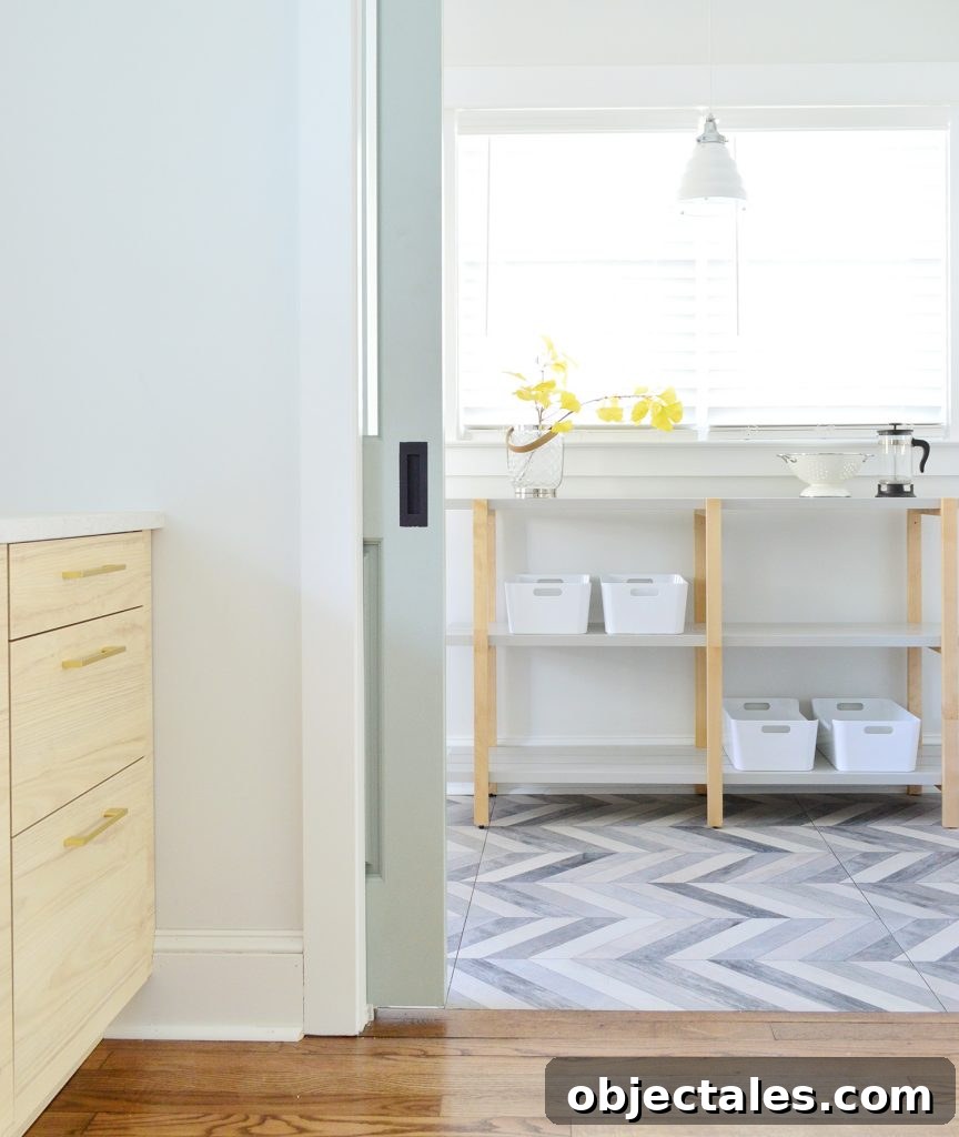 Blonde wood accent on shelving