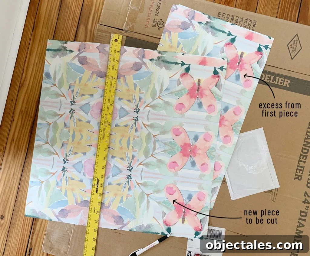 How to Hang Peel-and-Stick Wallpaper: Step-by-Step 15 Measuring Wallpaper For Corner Using Scrap Piece