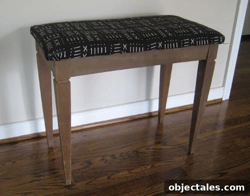 updated-piano-bench-before updated-piano-bench-before