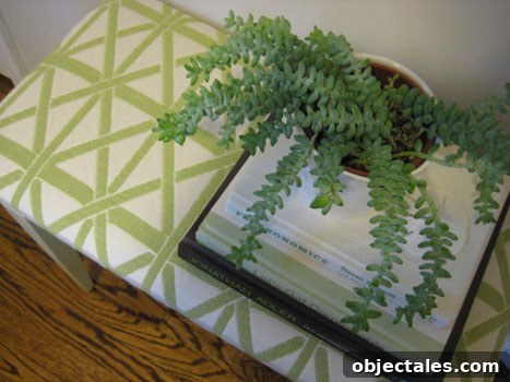 upholster-and-repaint-paint-a-bench-thrift-store-makeover-refinish upholster-and-repaint-paint-a-bench-thrift-store-makeover-refinish