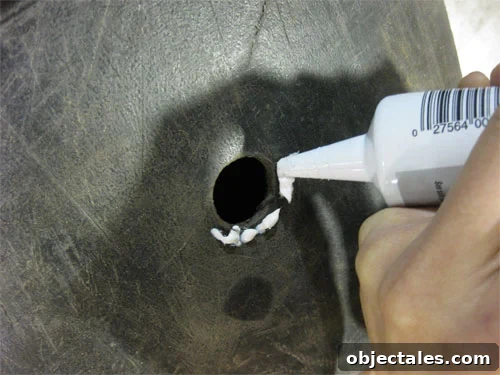 howtorainbarrelcaulkhole